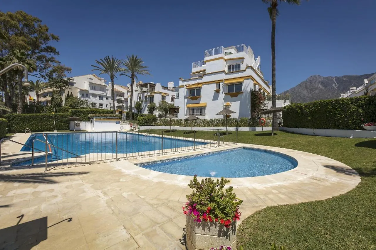 Casa Isa Villa Marbella 0*,  Spain